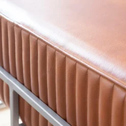 Banc arrondi en cuir marron Gaby