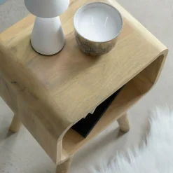 Bout de canapé avec niche en bois de manguier Maëva