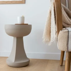 Bout de canapé beige Marguerite