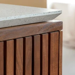 Buffet 2 portes en bois d'acacia et terrazzo Kaelis