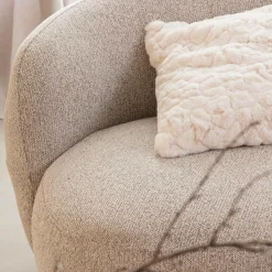 Canapé en tissu bouclette gris 3 places Maddy