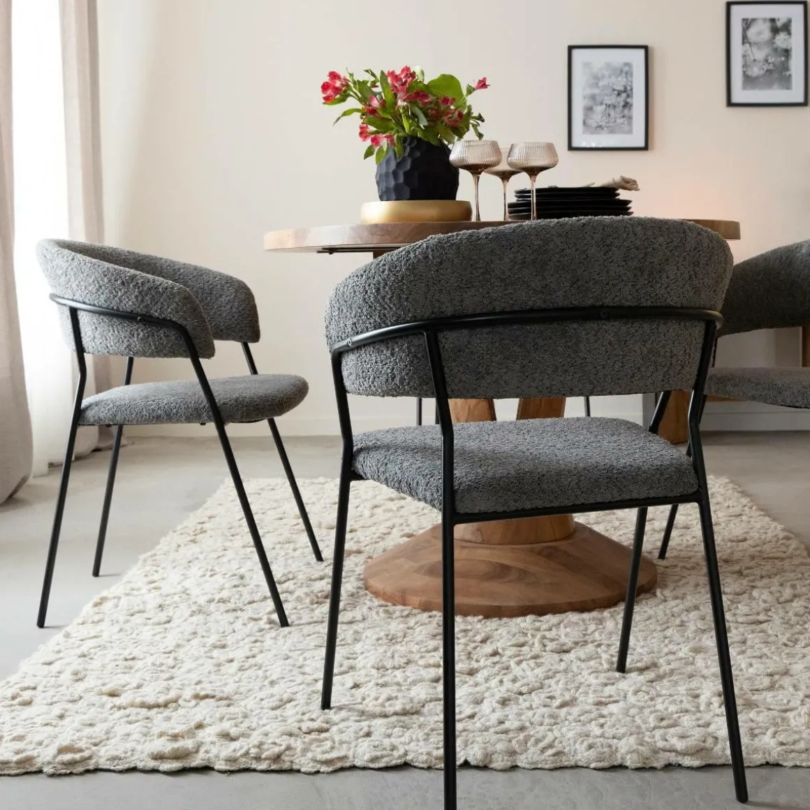 Chaise arrondie en tissu bouclette grise Kanoa (lot de 2)