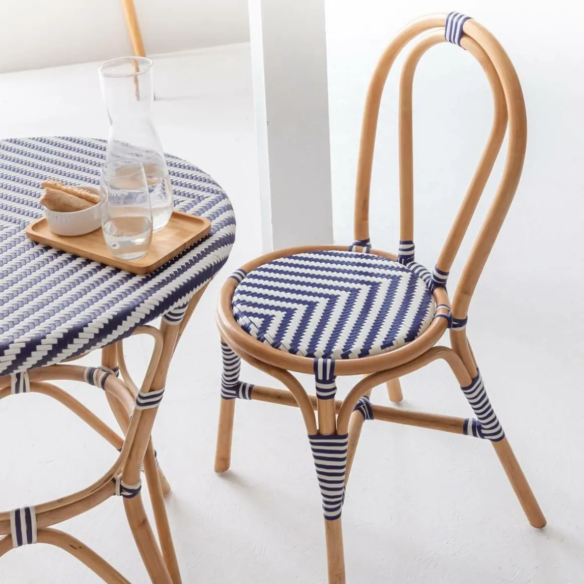 Chaise bistrot en rotin bleue Elynne (lot de 2)
