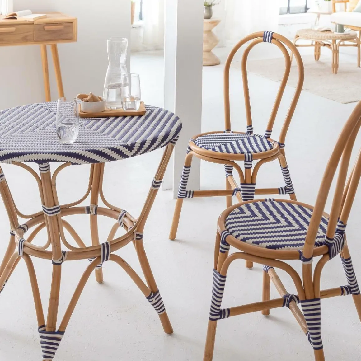 Chaise bistrot en rotin bleue Elynne (lot de 2)