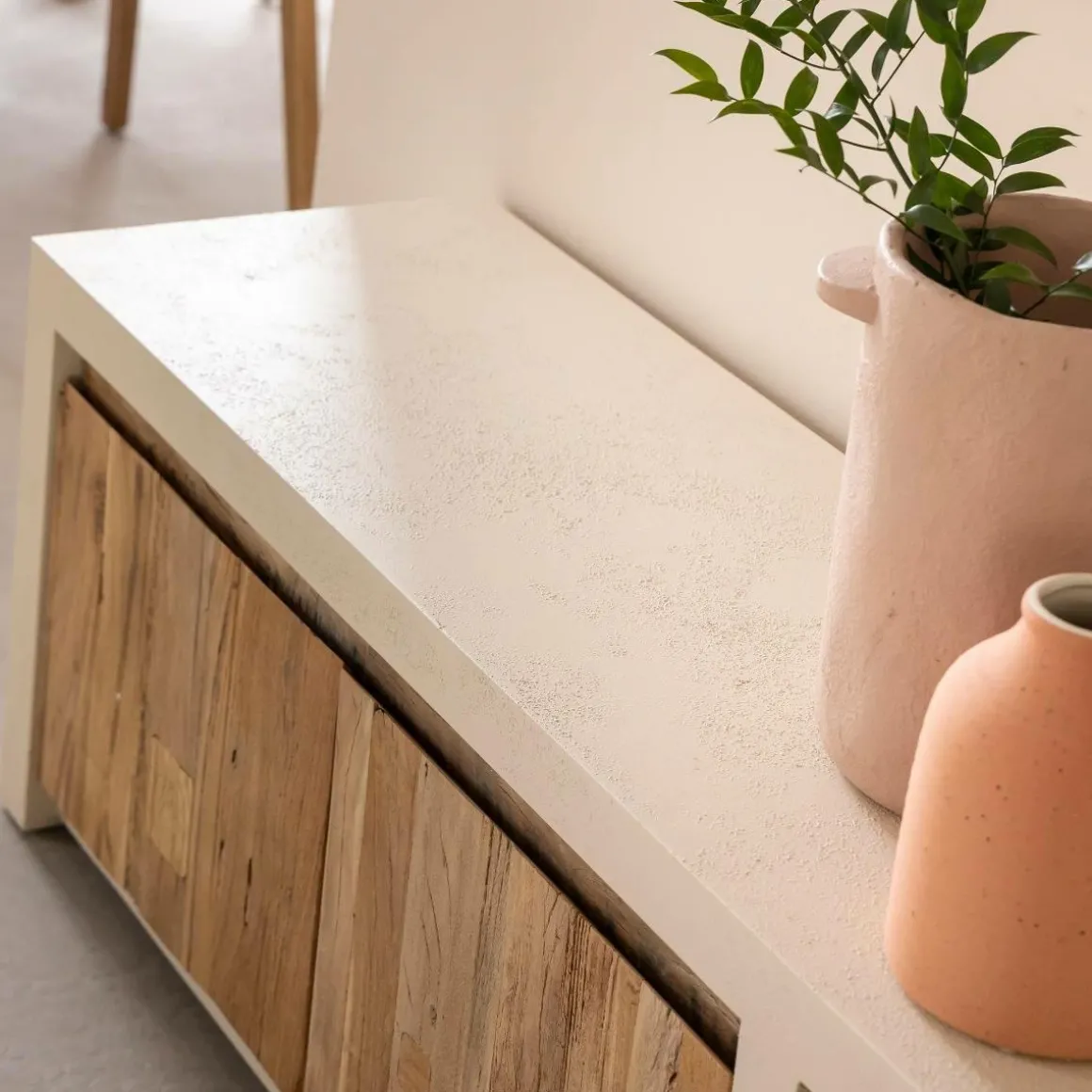 Meuble TV 2 portes et 1 étagère en bois effet béton et bois recyclé Dalva