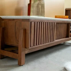 Meuble TV en bois d'acacia et terrazzo Kaelis