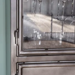 Petit vaisselier en métal Locker