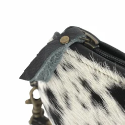 Pochette en cuir et peau de vache, noir et blanc