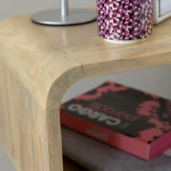 Table de chevet avec niche en bois de manguier Maëva