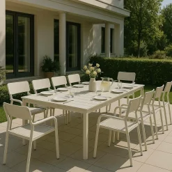 Table de jardin en aluminium taupe Kaïa