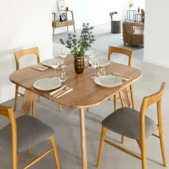 Table à manger en bois acacia Flora