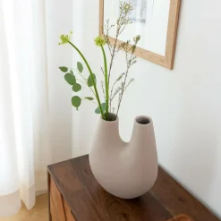 Vase beige 2 tiges en aluminium Tulipa