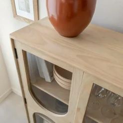 Vitrine 2 portes en bois de manguier Lydia