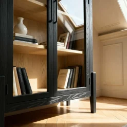 Vitrine arrondie en bois d'orme Bruce