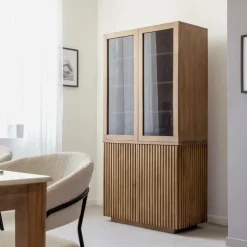 Vitrine en bois de manguier Betty